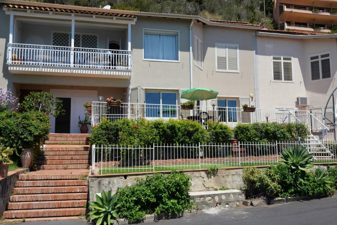 Taormina Isola Bella Apartment - Taormina Holidays Exterior photo